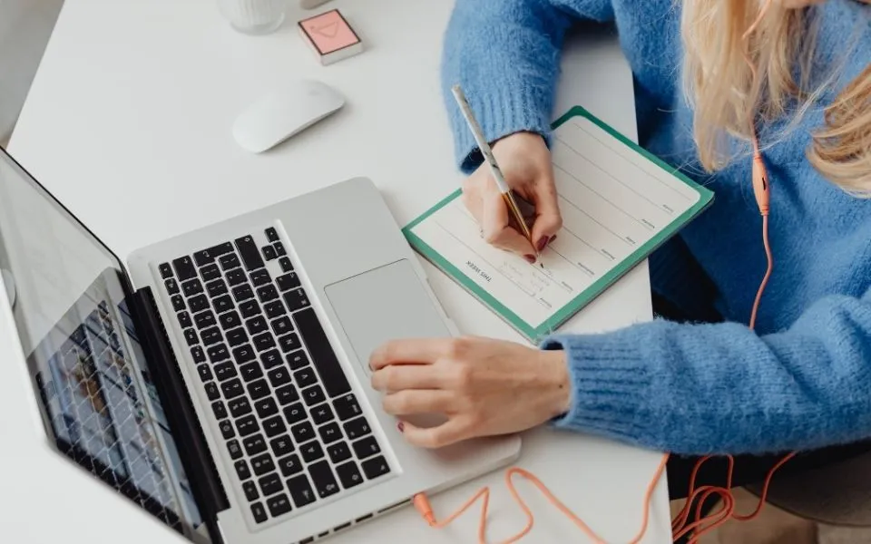 Our healthcare provider offers expert advice and personalized support. Reach out anytime — we usually respond within a few hours. Our healthcare provider offers expert advice and personalized support. Reach out anytime — we usually respond within a few hours.